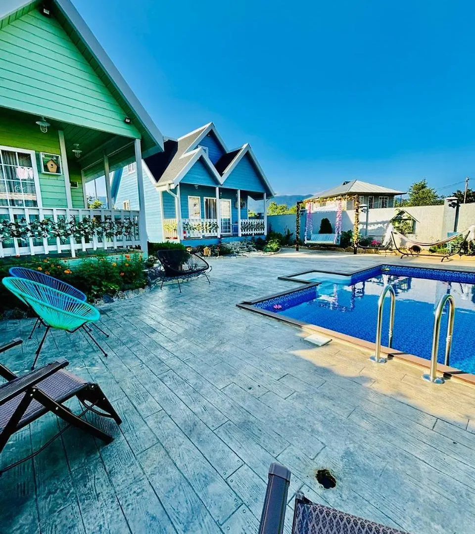 Luxurious Cottages In Batumi With A Pool