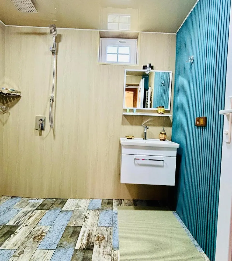 Apartment Luxurious Cottages In Batumi With A Pool